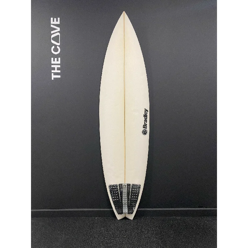 footstraps for aggressive wave surfing-MMDKA 6'2" x 18 3/4" X  2 3/8" - 29.00L, 4x  Futures Fin Boxes, PU [Average] - ID:897351