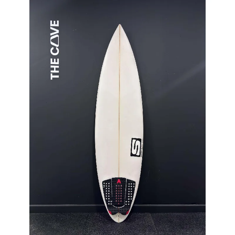 surfboard footstraps for secure foot lock-DSC 6'0" x 18 3/8" X  2 5/16", 3x  FCS 2 Fin Boxes, PU [Average] - ID:896827